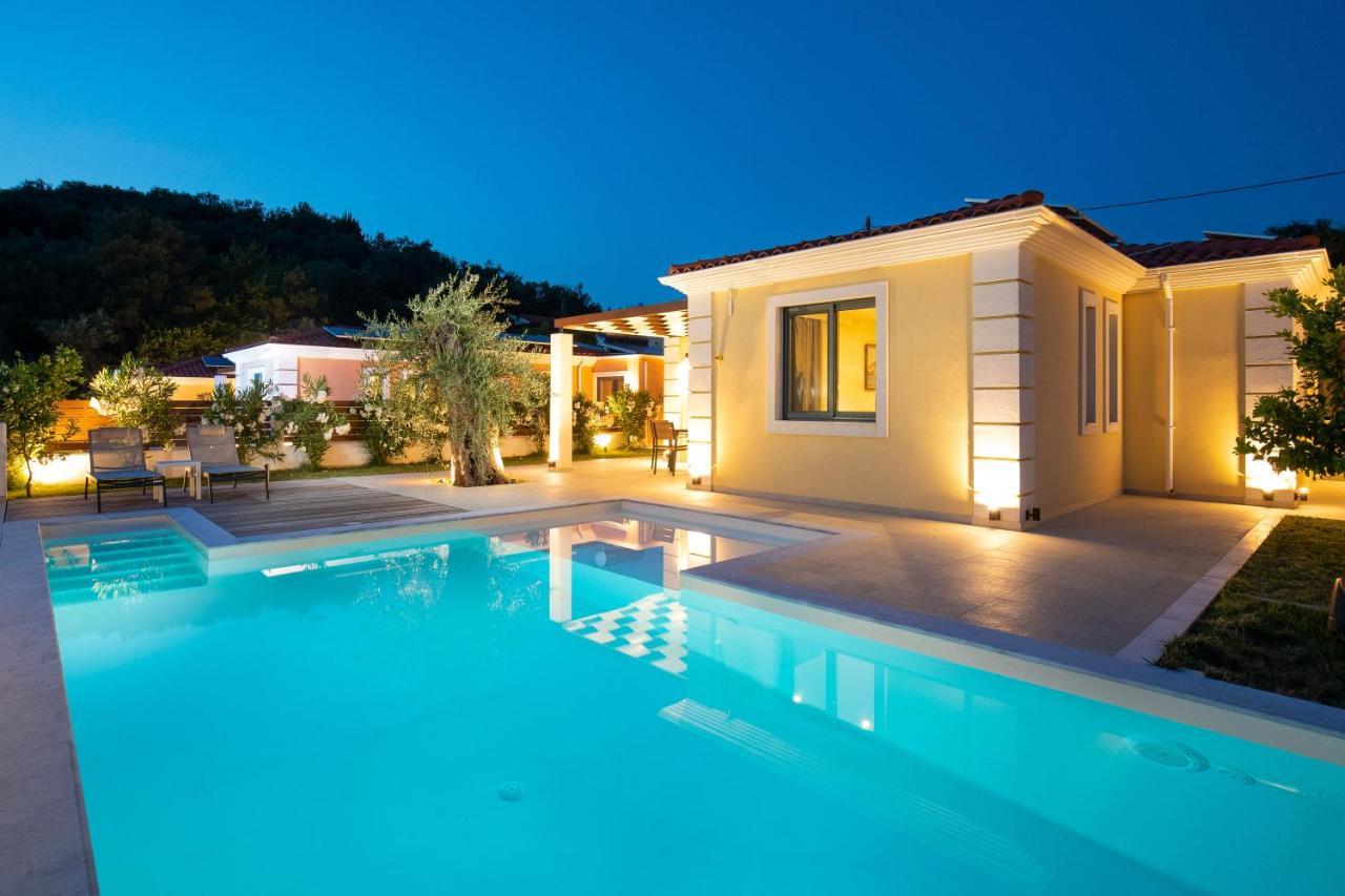 Perithia Suites Exterior foto